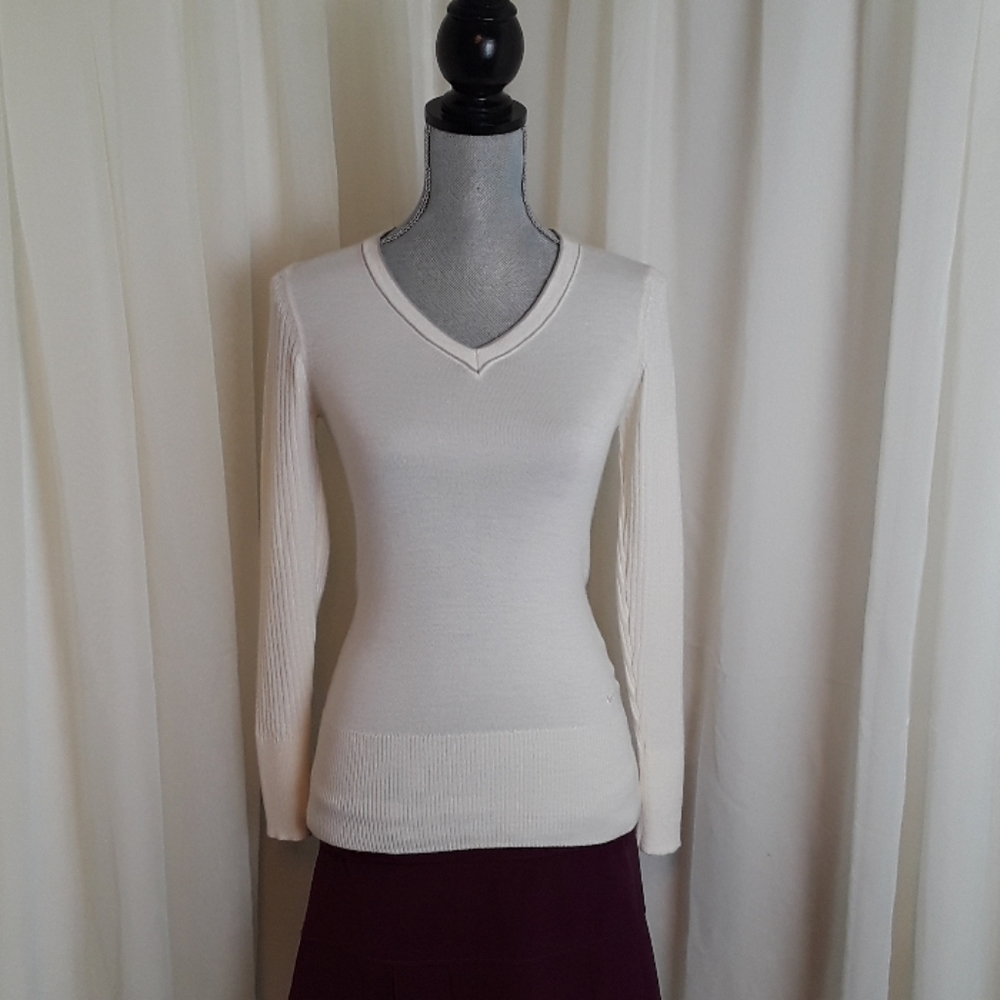 XS Cream Nike Golf Lightweight Sweater